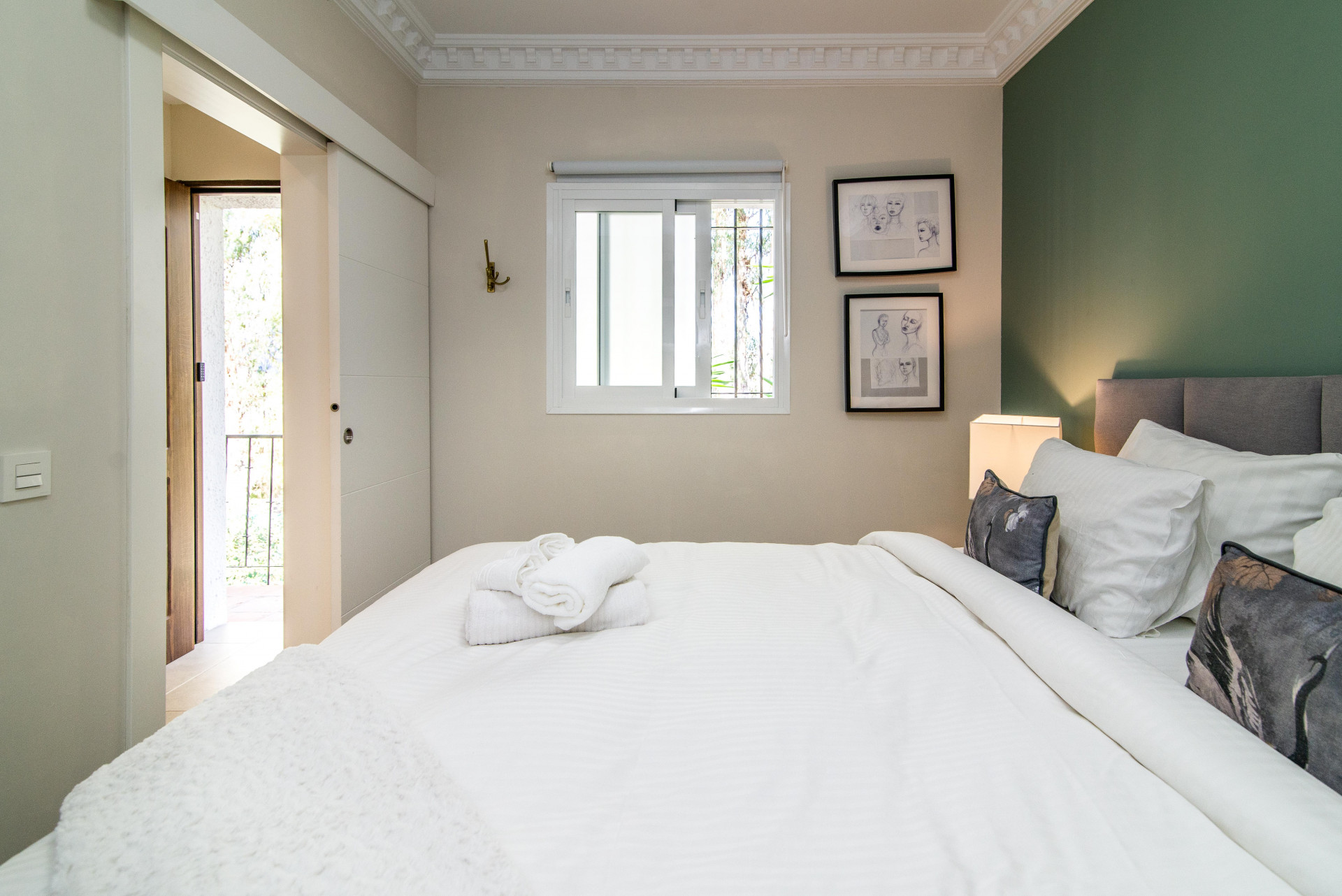 Piso de 2 Dormitorios y 1 Baño en alquiler en Puerto Banús, Marbella