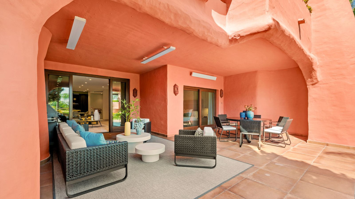 3 Bed, 3 Bath - Apartment for Sale in Estepona