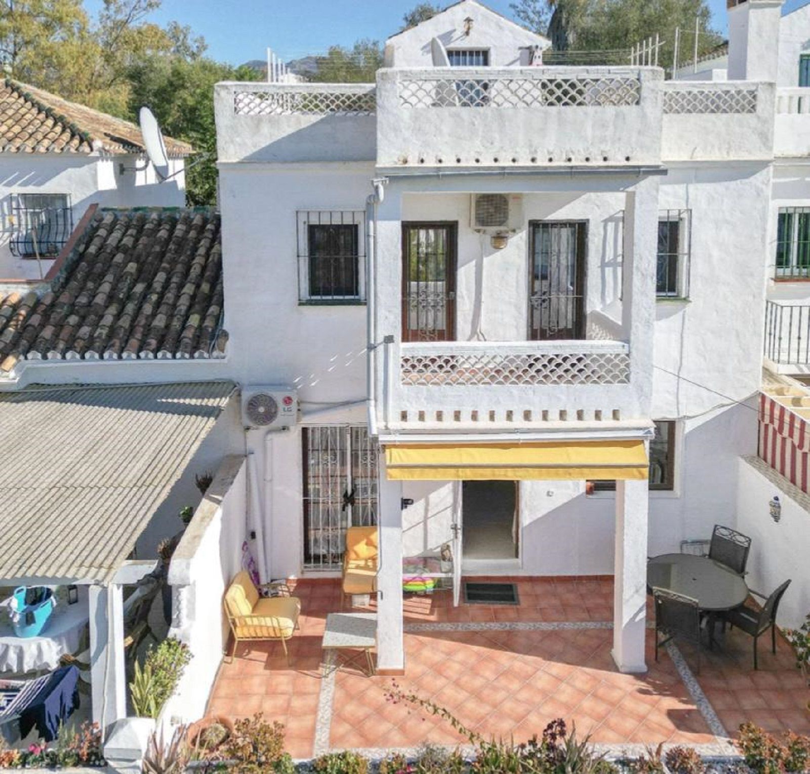 4 Bed - Townhouse for Sale in Mijas
