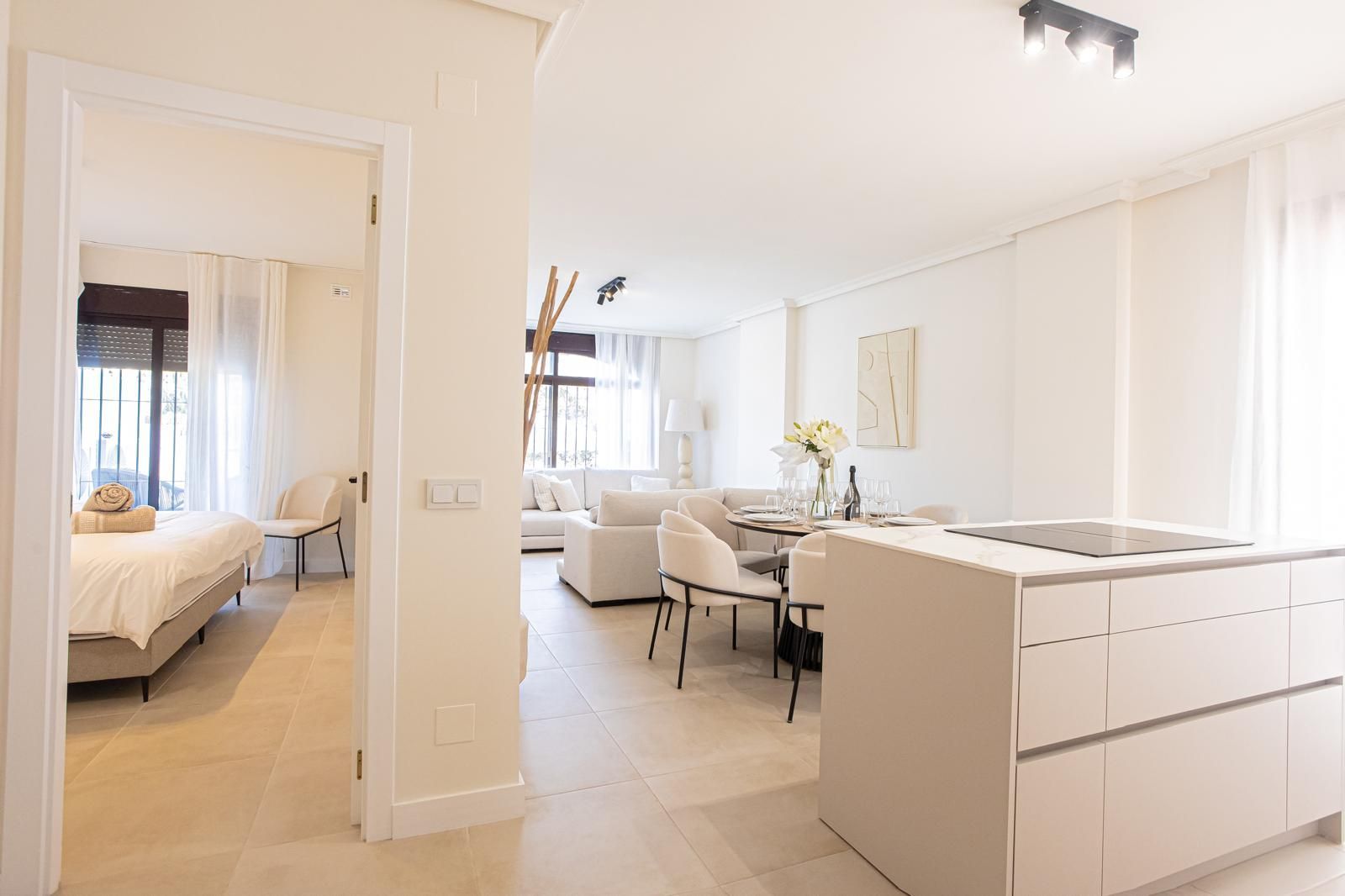 Piso de 3 Dormitorios en venta en Nueva Andalucía, Marbella