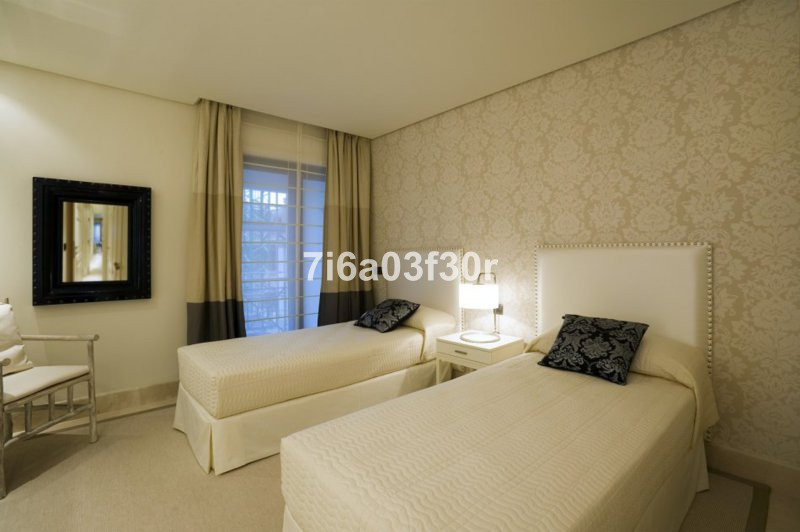 3 Bed, 3 Bath - Apartment for Sale in Estepona