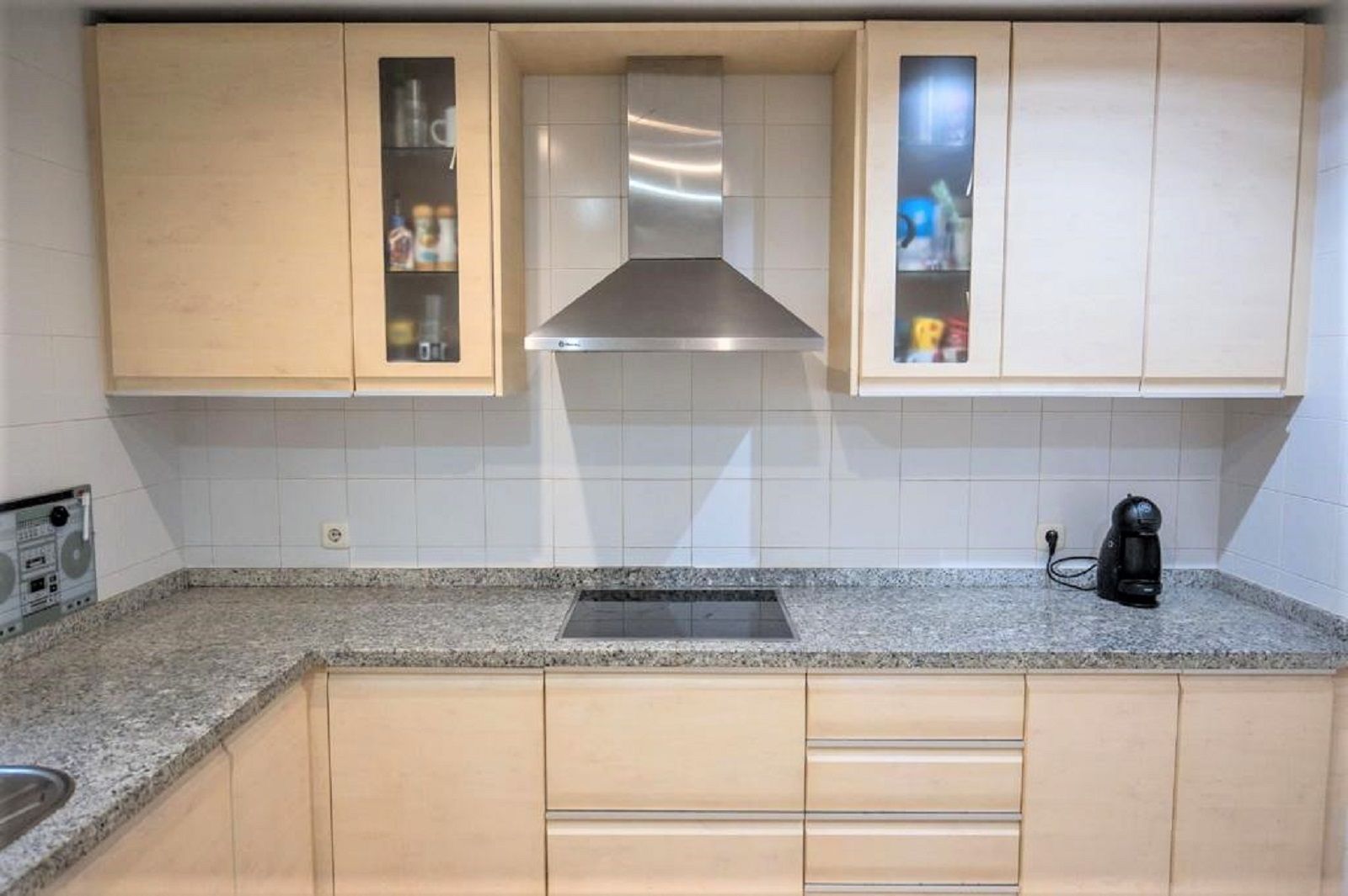Piso de 2 Dormitorios y 2 Baños en venta en Calahonda, Mijas