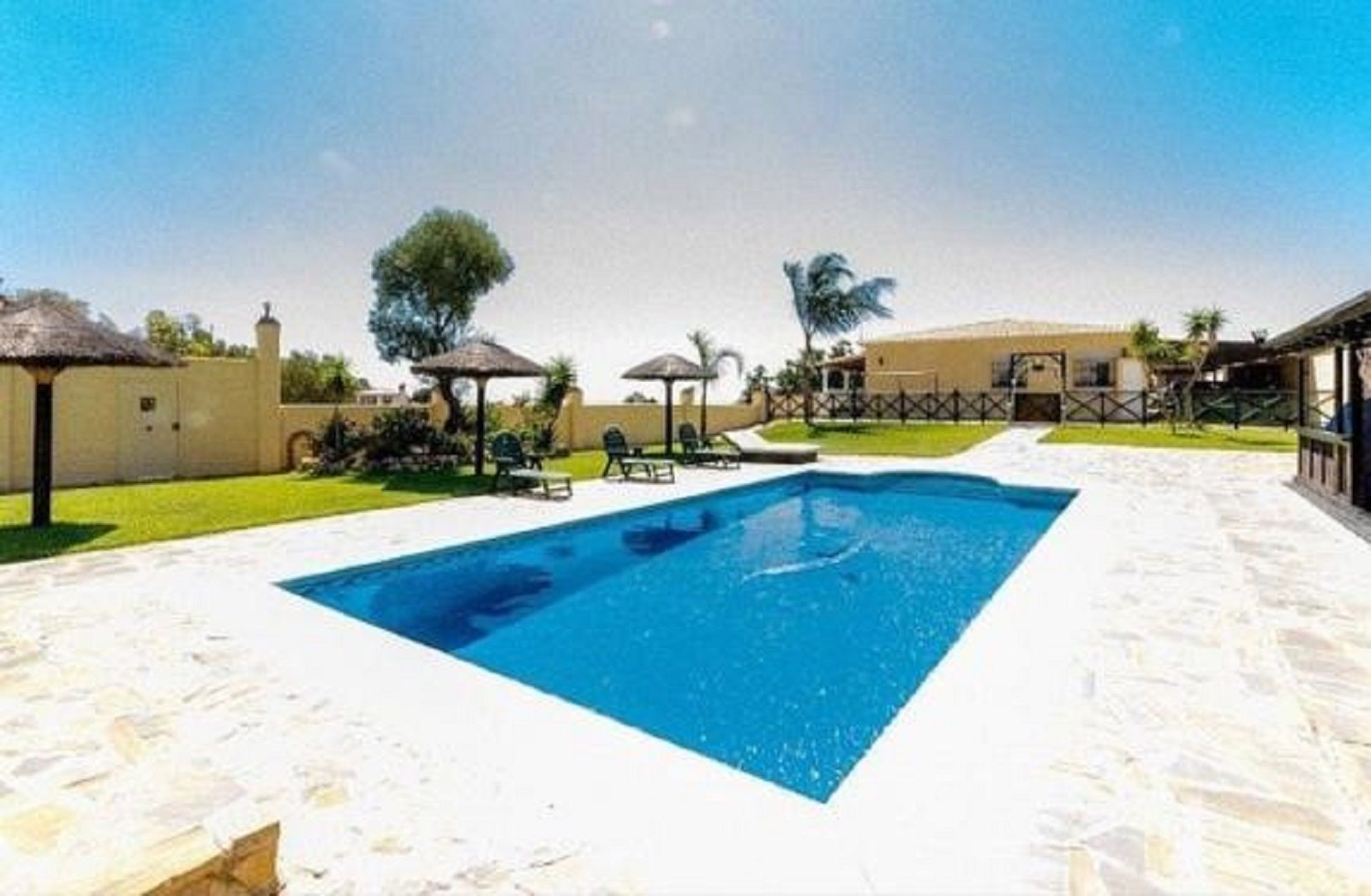 3 спални, 2 бани - Селска къща за продажба в Mijas