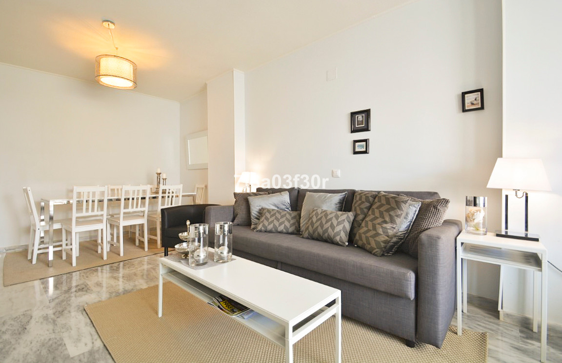 2 Bed, 2 Bath - Apartment Holiday Rental in Puerto Banus, Marbella
