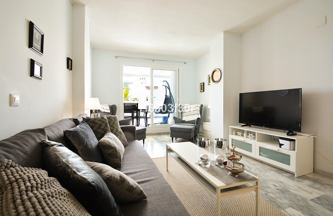 2 Bed, 2 Bath - Apartment Holiday Rental in Puerto Banus, Marbella