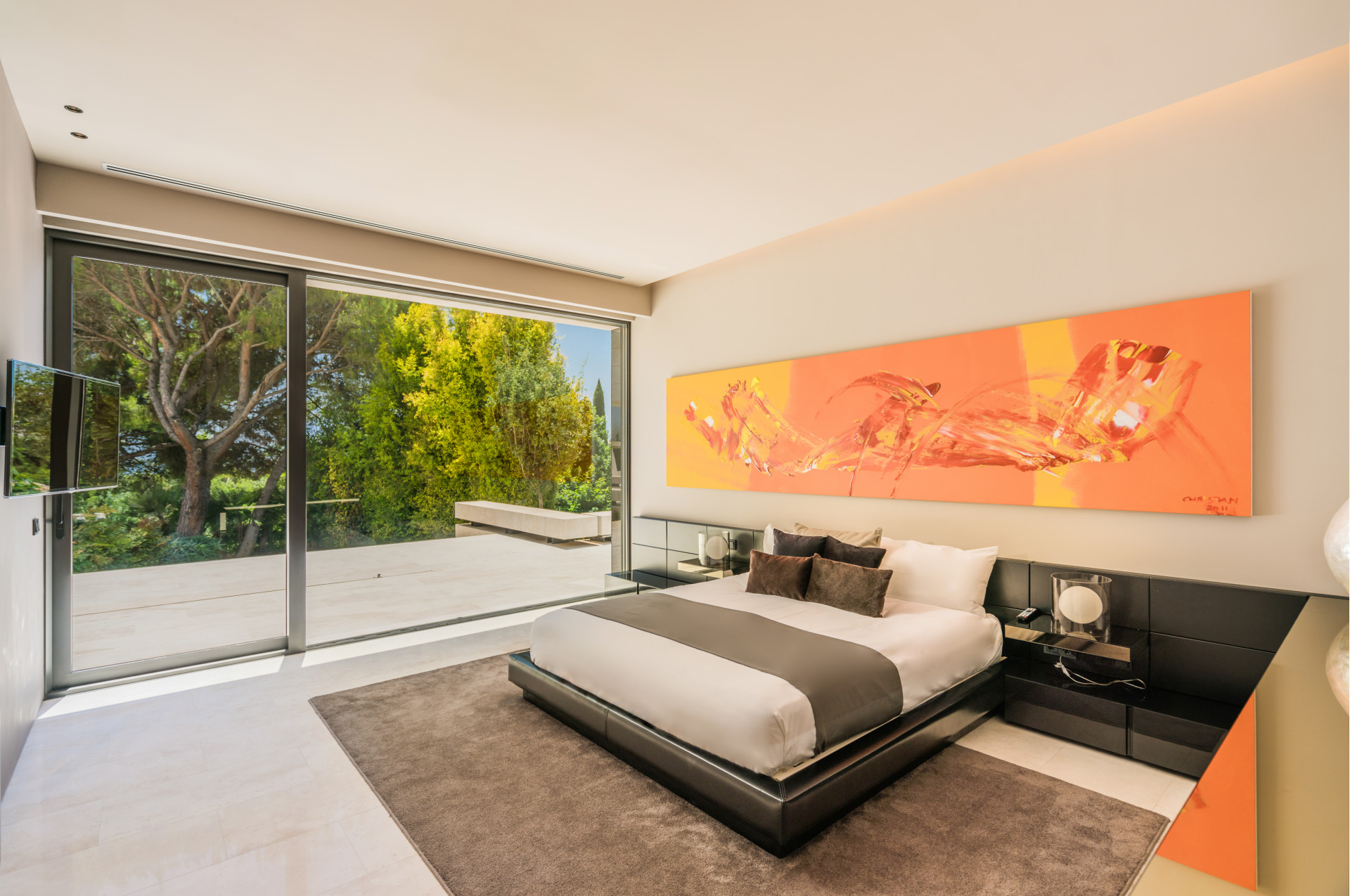 Casa de 8 Dormitorios en alquiler vacacional en Milla de Oro, Marbella