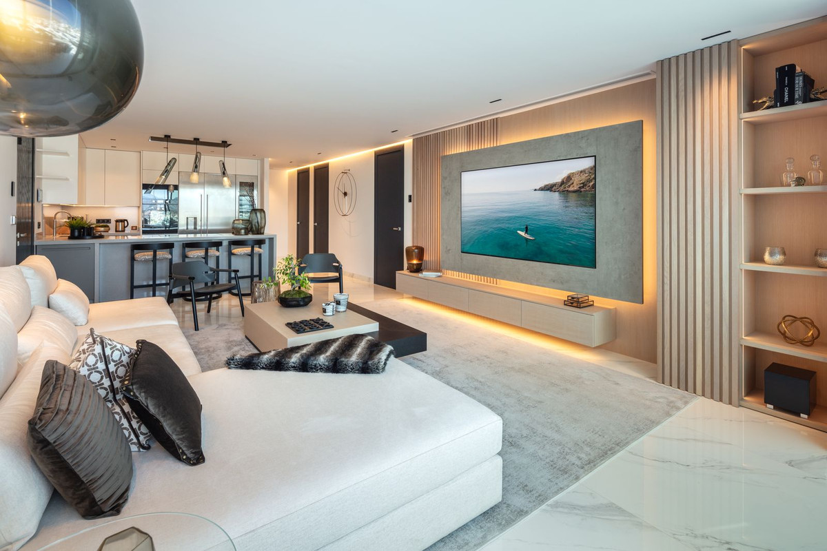 Piso de 3 Dormitorios en venta en Puerto Banús, Marbella
