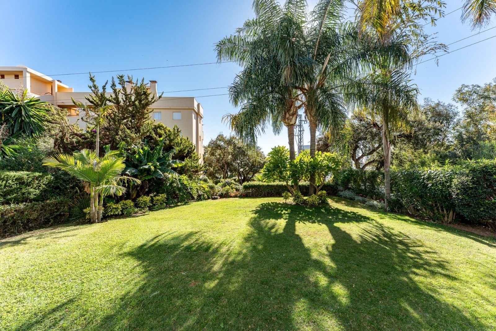 4 кровать 4 ванна Вилла для продажи в Calahonda, Mijas