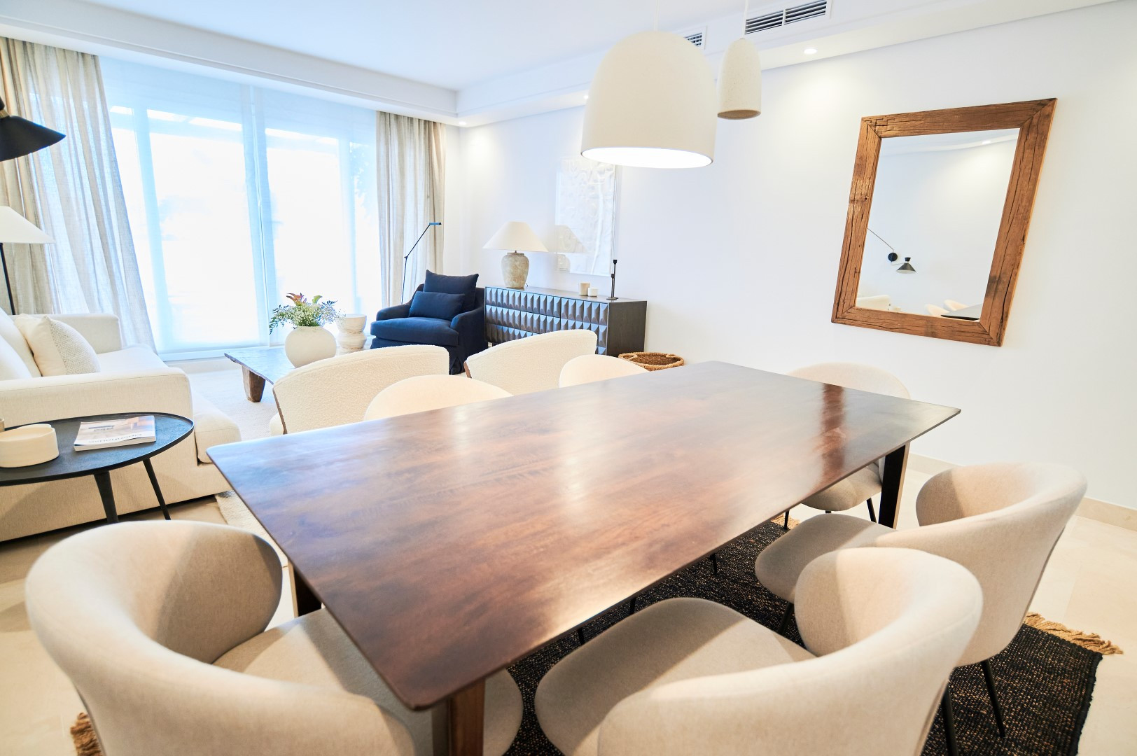 2 спални - Апартамент за продажба в Nueva Andalucia, Marbella