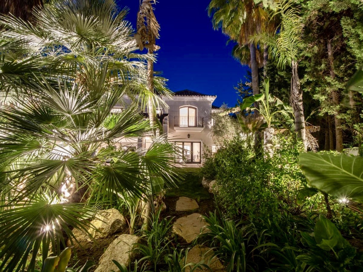 7 спални - Вила Ваканционен наем в Nueva Andalucia, Marbella