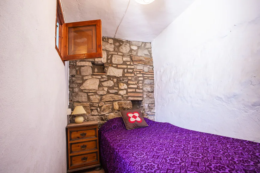 Casa Adosada de 3 Dormitorios en venta en Jimena de la Frontera