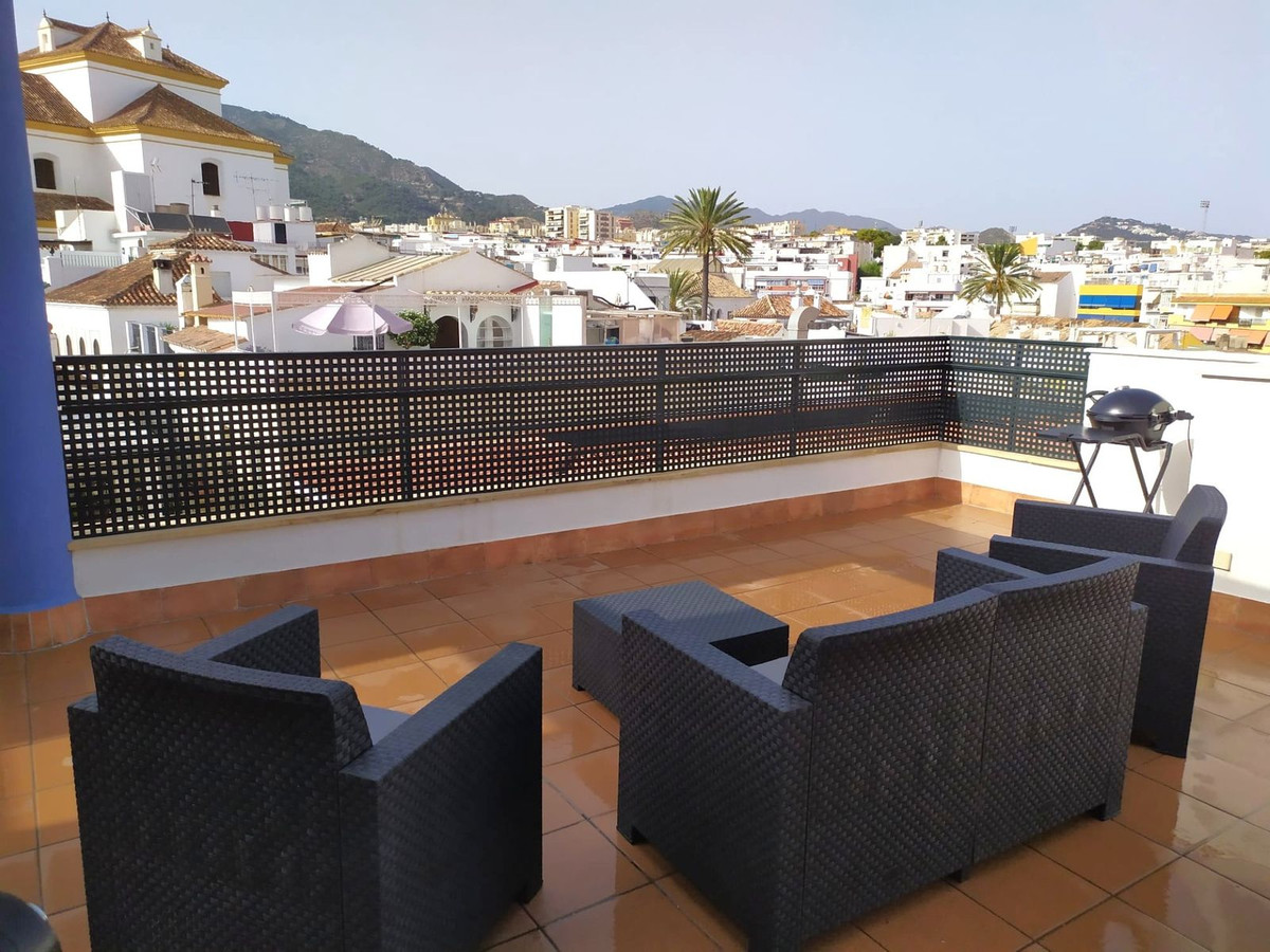 Ático de 3 Dormitorios y 3 Baños en venta en Marbella