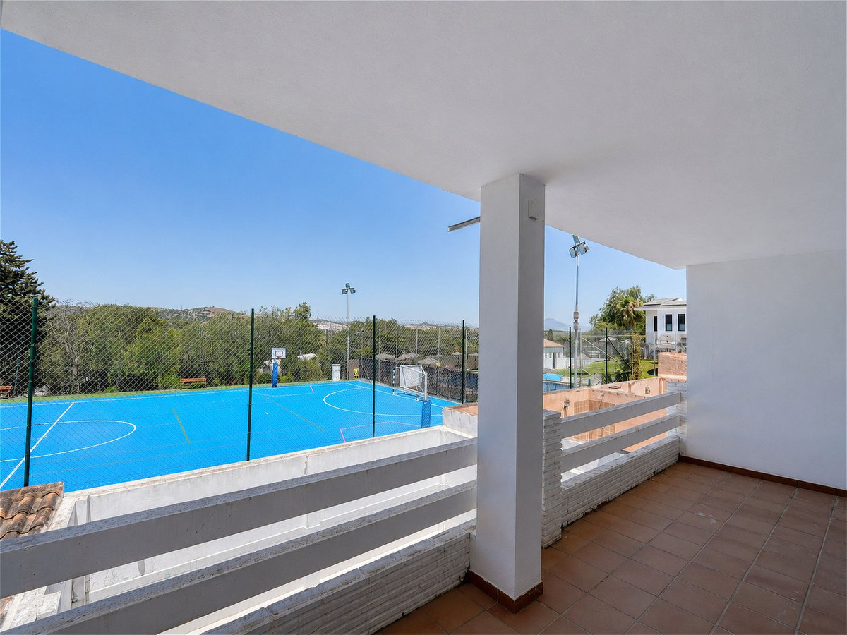 Casa Adosada de 3 Dormitorios y 2 Baños en venta en Casares