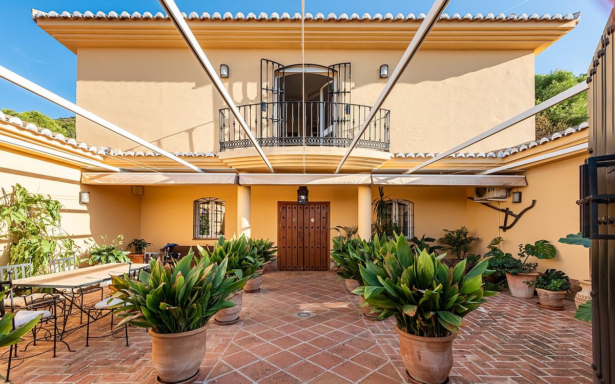 Casa de 4 Dormitorios en venta en Málaga