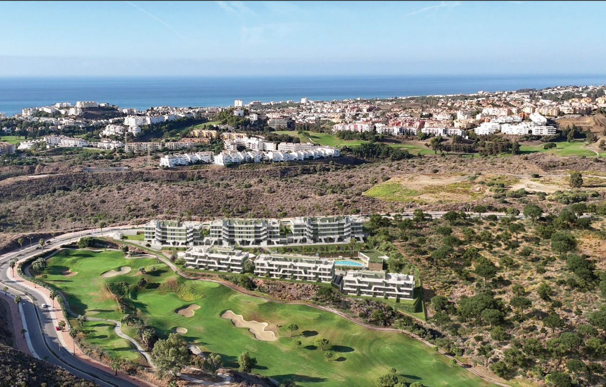 Ático de 2 Dormitorios y 2 Baños en venta en La Cala de Mijas