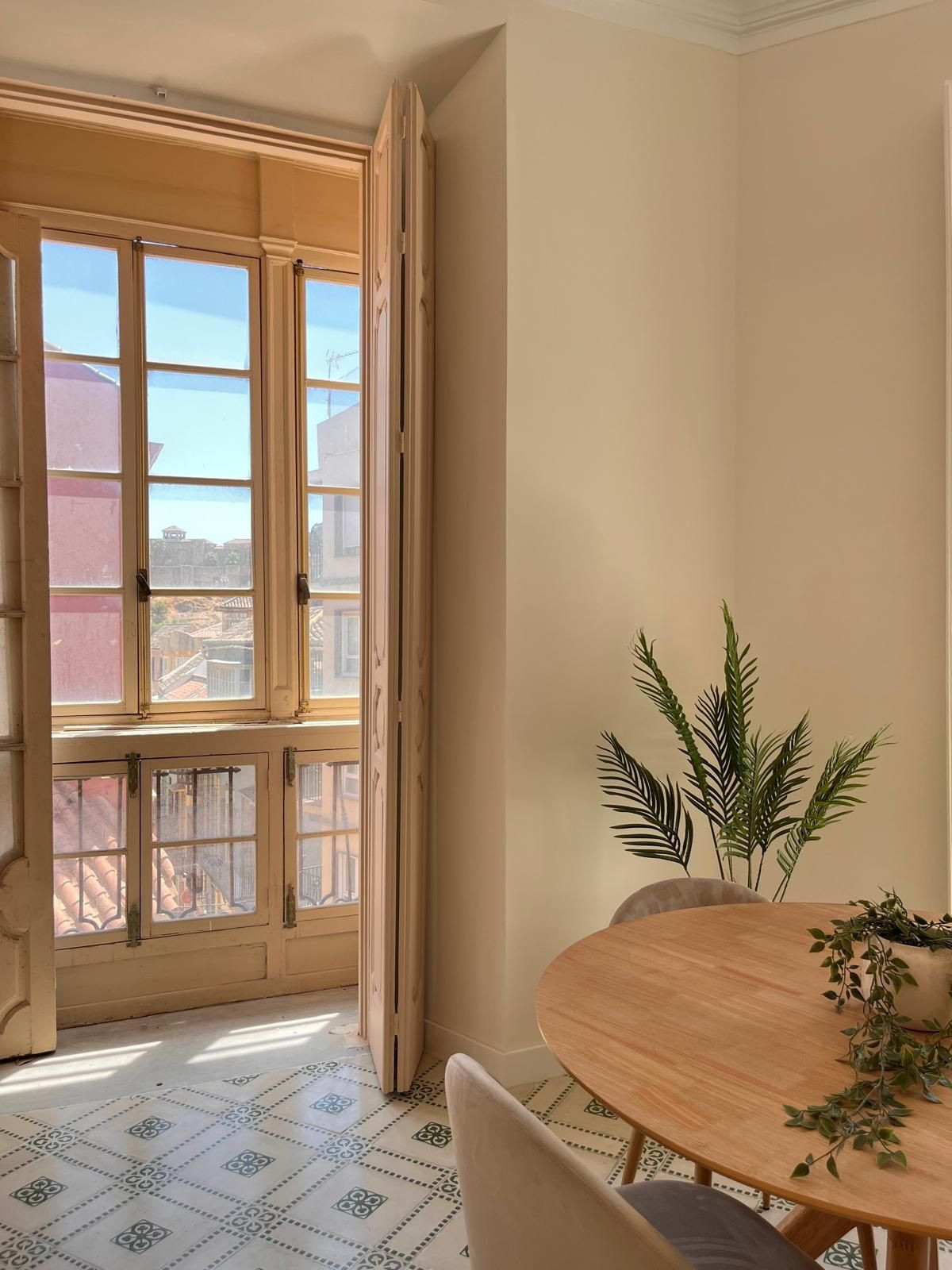 Piso de 4 Dormitorios en venta en Málaga Centro