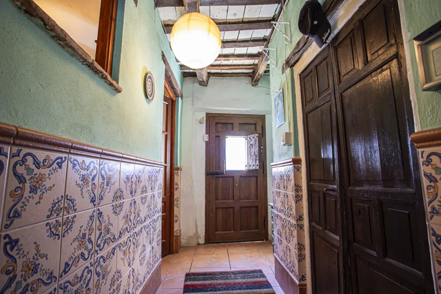 Casa Adosada de 3 Dormitorios en venta en Jimena de la Frontera