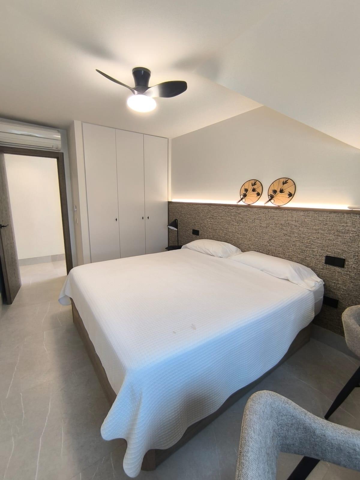 Ático de 4 Dormitorios y 3 Baños en venta en Fuengirola