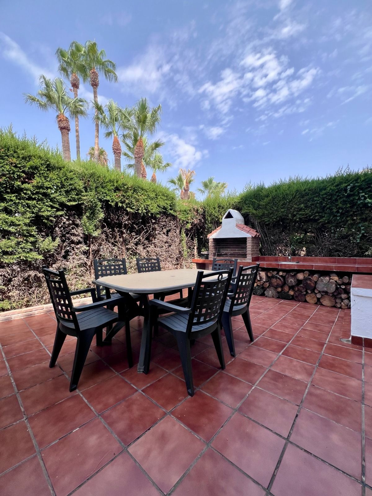 3 спални - Редова къща за продажба в Estepona