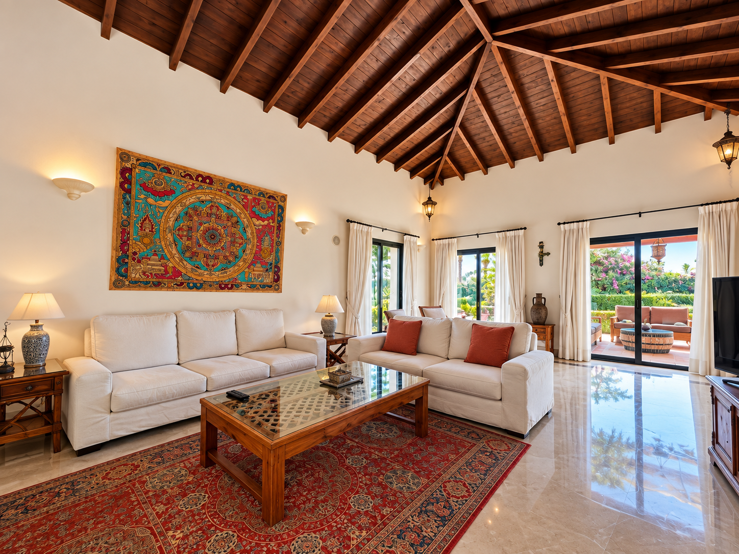 Casa de 5 Dormitorios y 7 Baños en alquiler en Bahía de Marbella