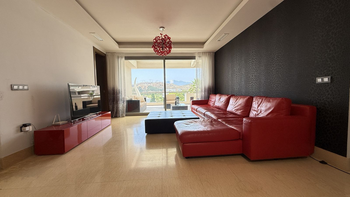 Piso de 3 Dormitorios y 3 Baños en venta en Benahavís