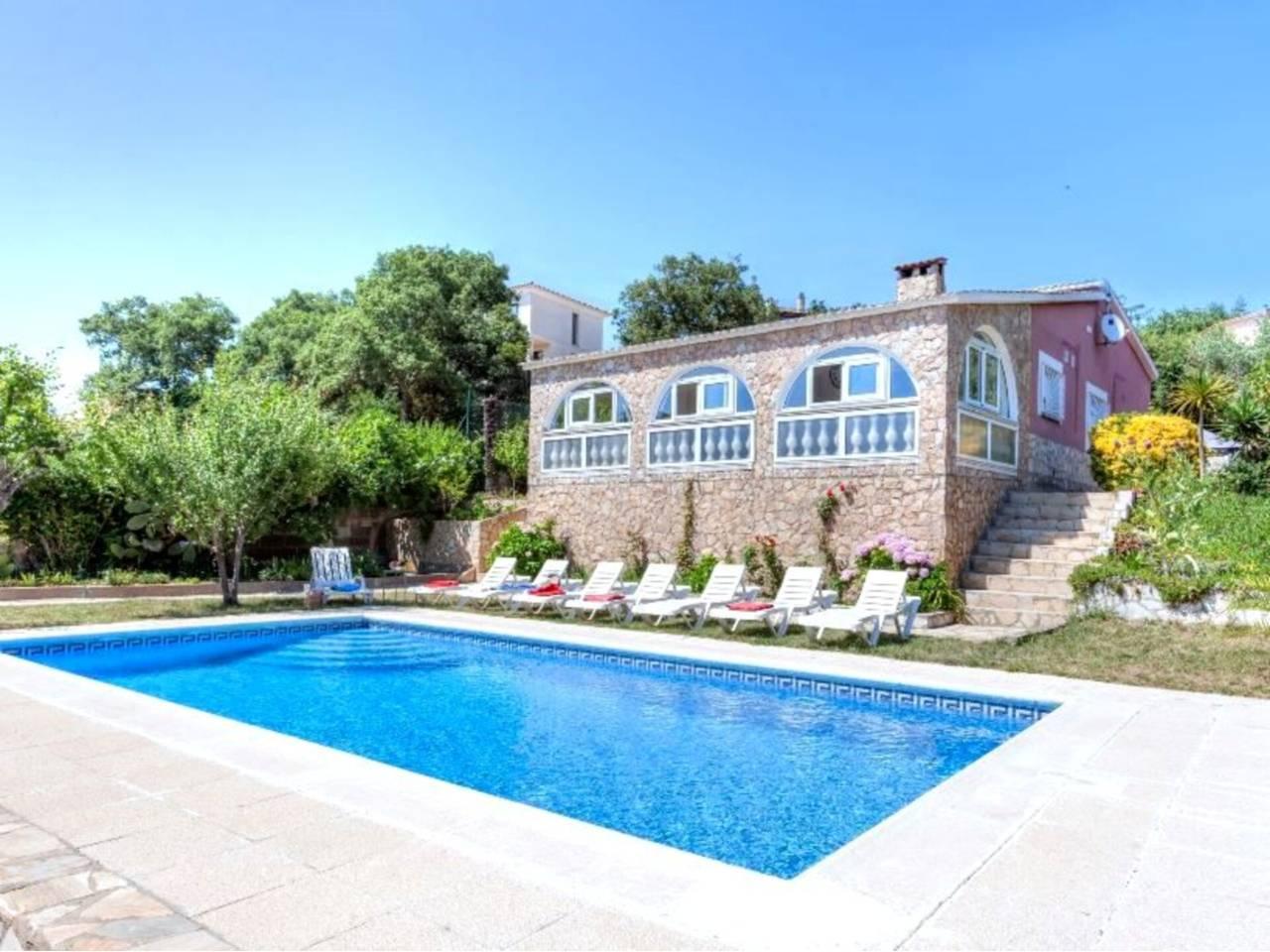 Casa Adosada de 4 Dormitorios en alquiler vacacional en Lloret de Mar