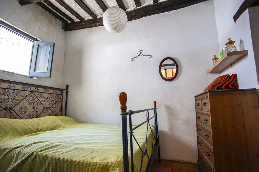 Casa Adosada de 3 Dormitorios en venta en Jimena de la Frontera