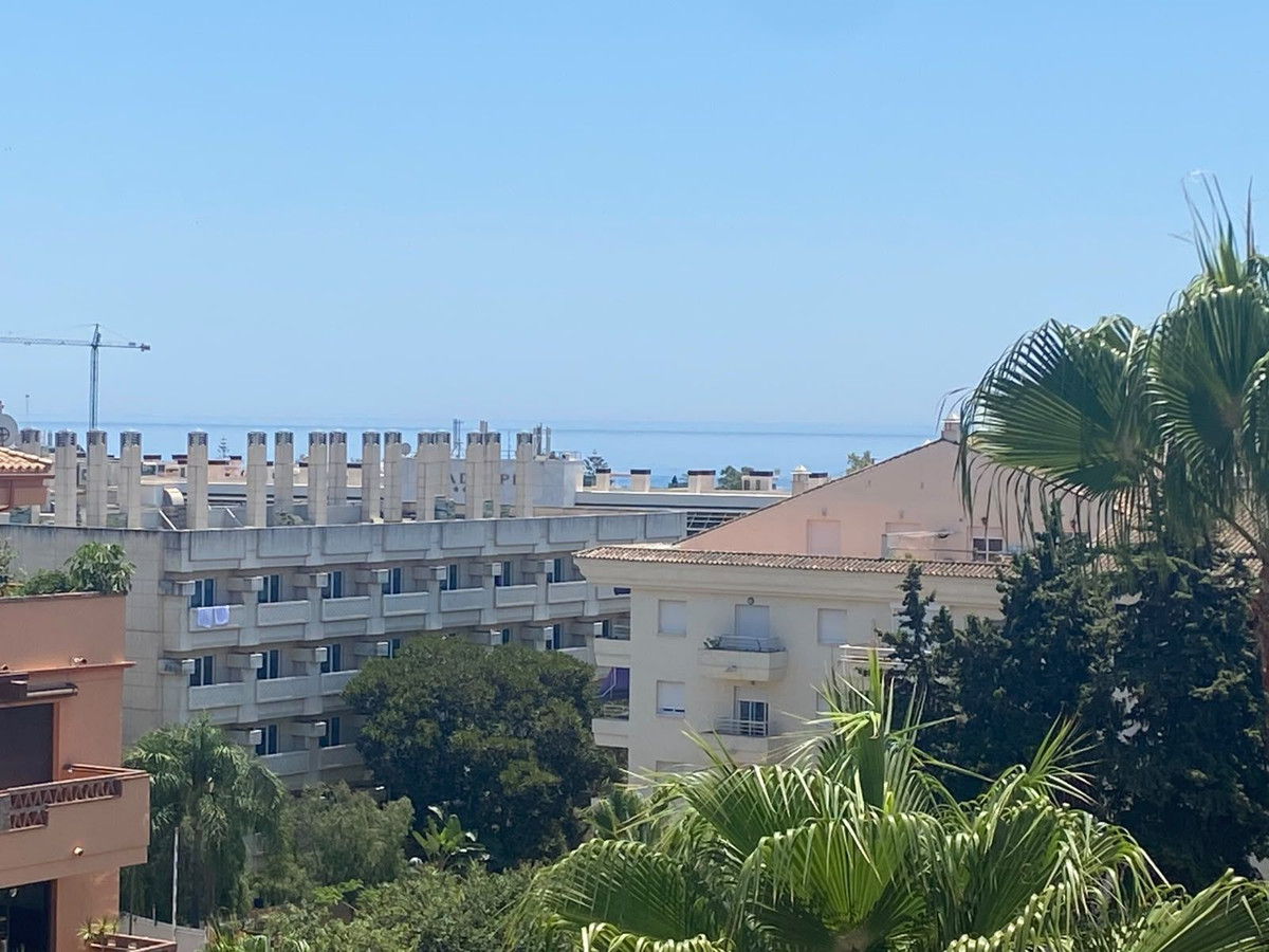 2 Bed - Apartment for Sale in Marbella Golden Mile