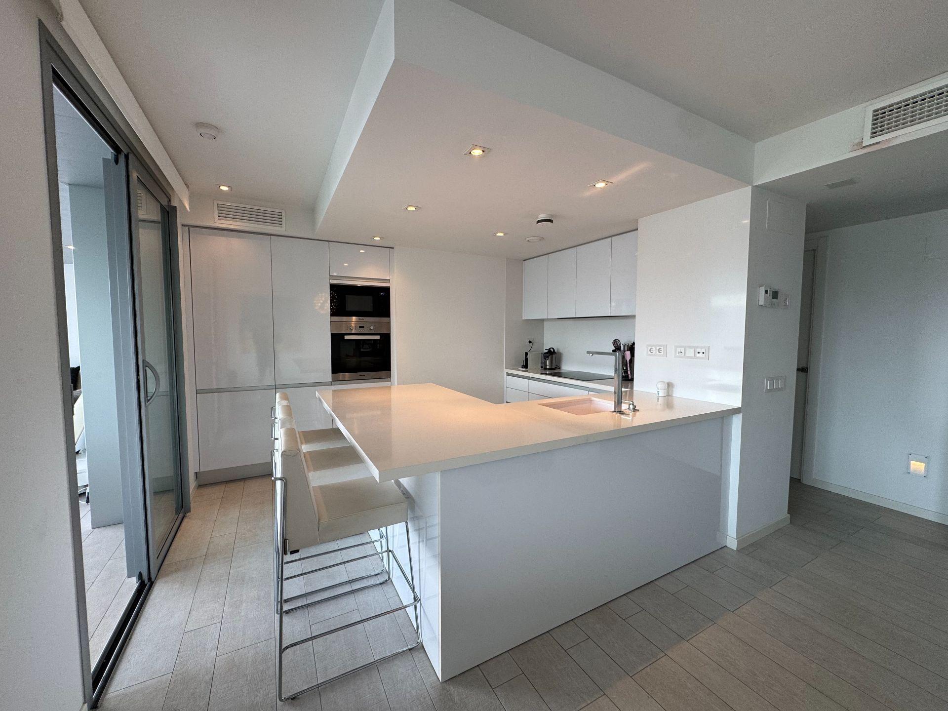 Piso de 3 Dormitorios y 2 Baños en venta en Marina Botafoch, Eivissa