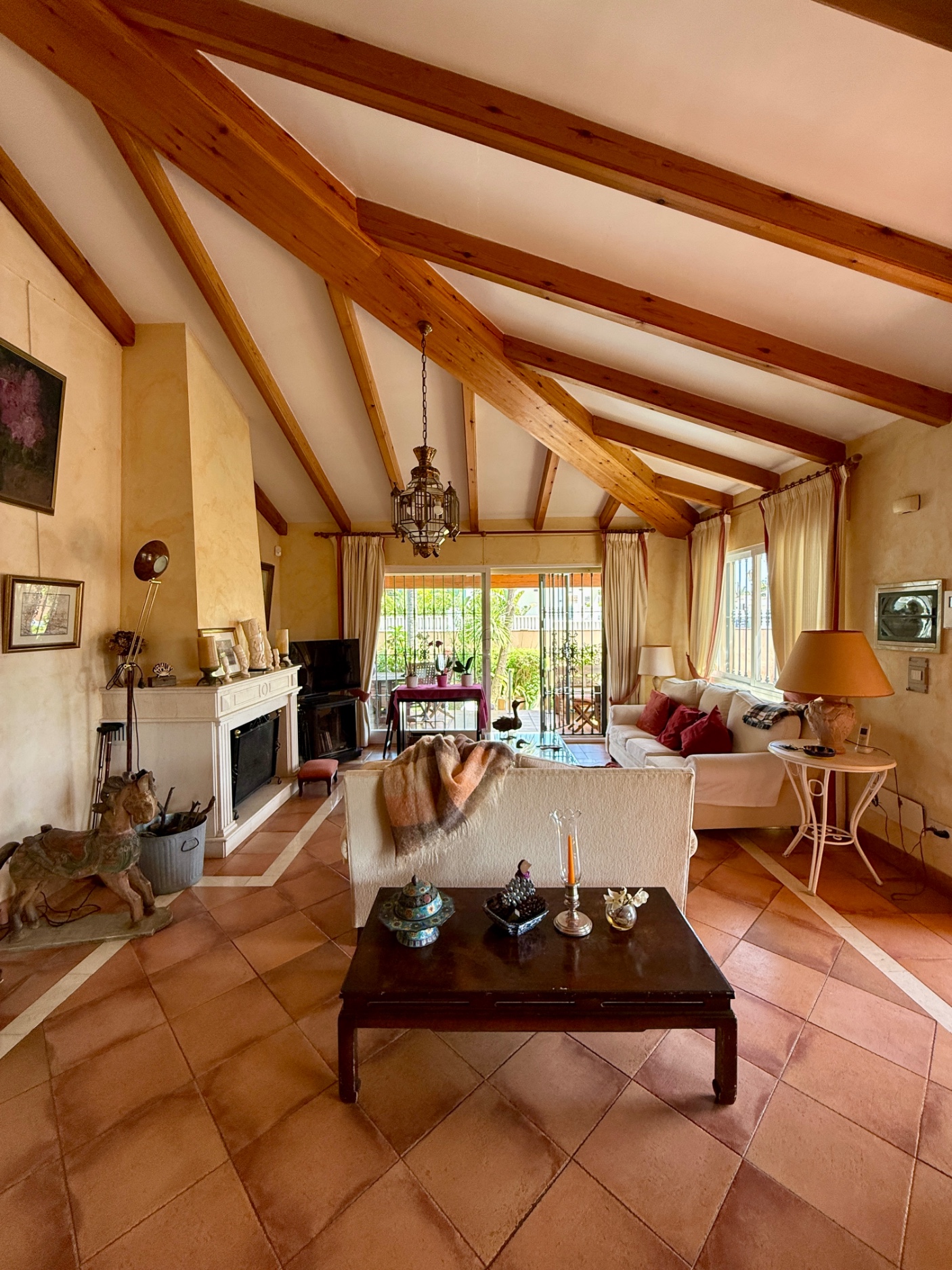 Casa de 5 Dormitorios en venta en Marbesa, Marbella