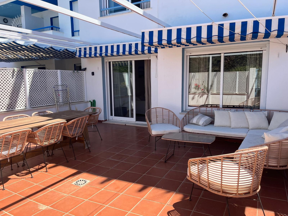Casa Adosada de 5 Dormitorios en venta en Bel-Air