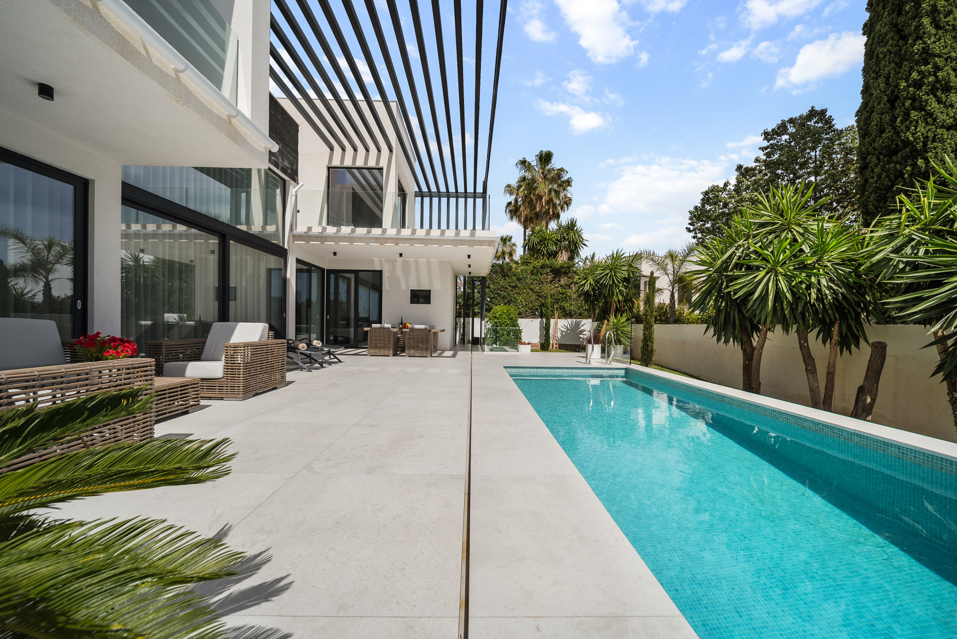 Casa de 4 Dormitorios en venta en Marbesa, Marbella
