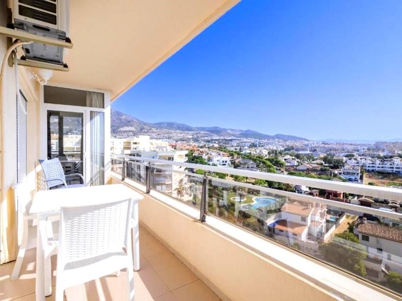 Piso de 2 Dormitorios y 2 Baños en alquiler vacacional en Arroyo de la Miel, Benalmádena