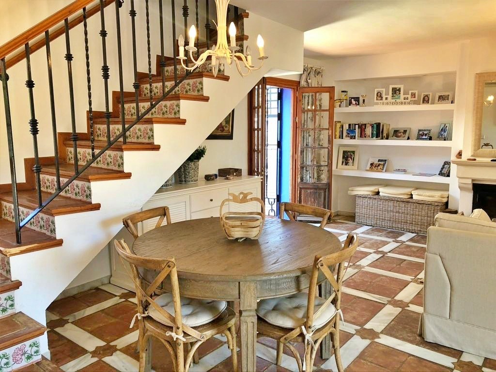 Casa Adosada de 3 Dormitorios en venta en Marbella