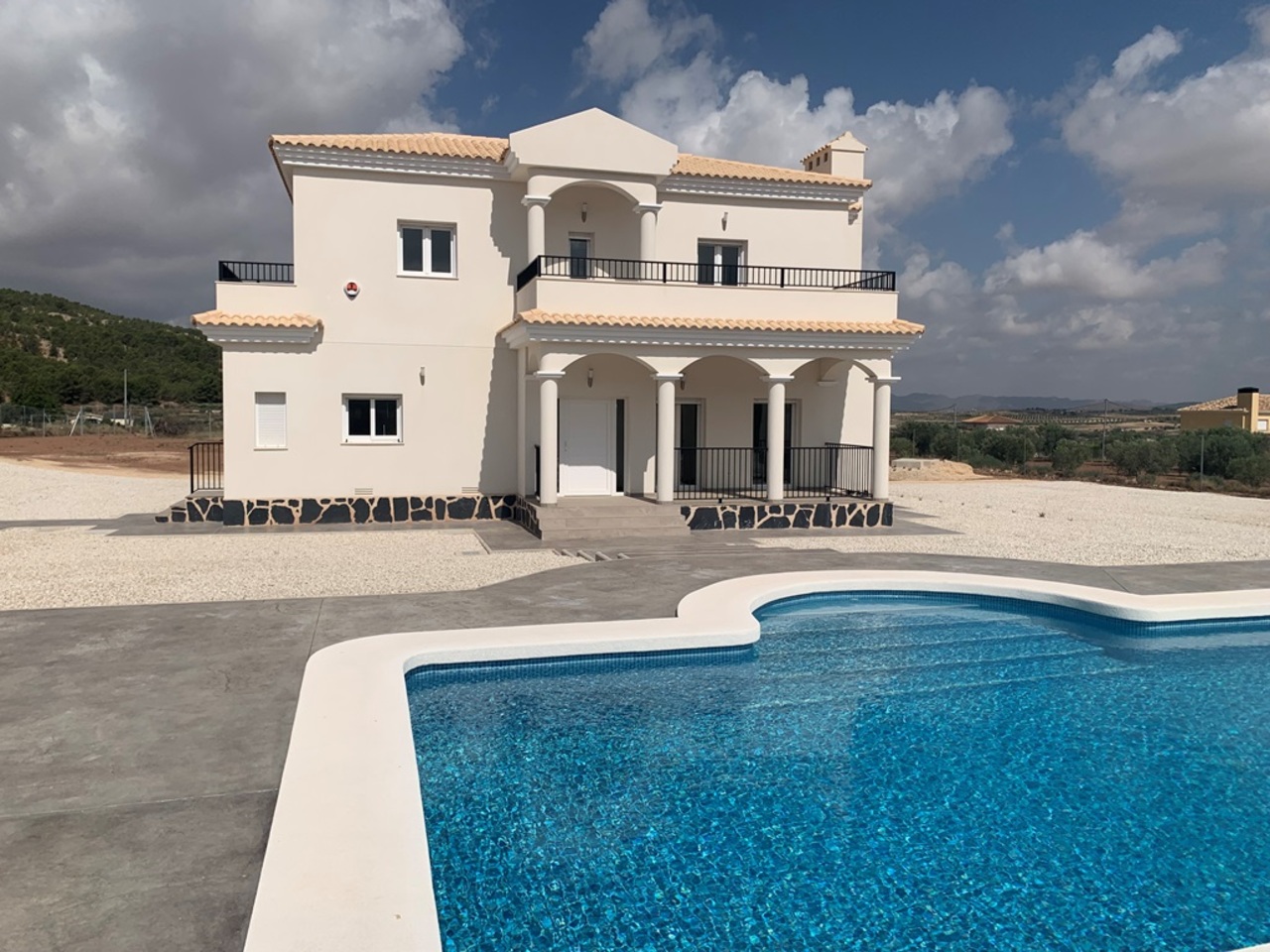 Casa de 4 Dormitorios en venta en El Pinós