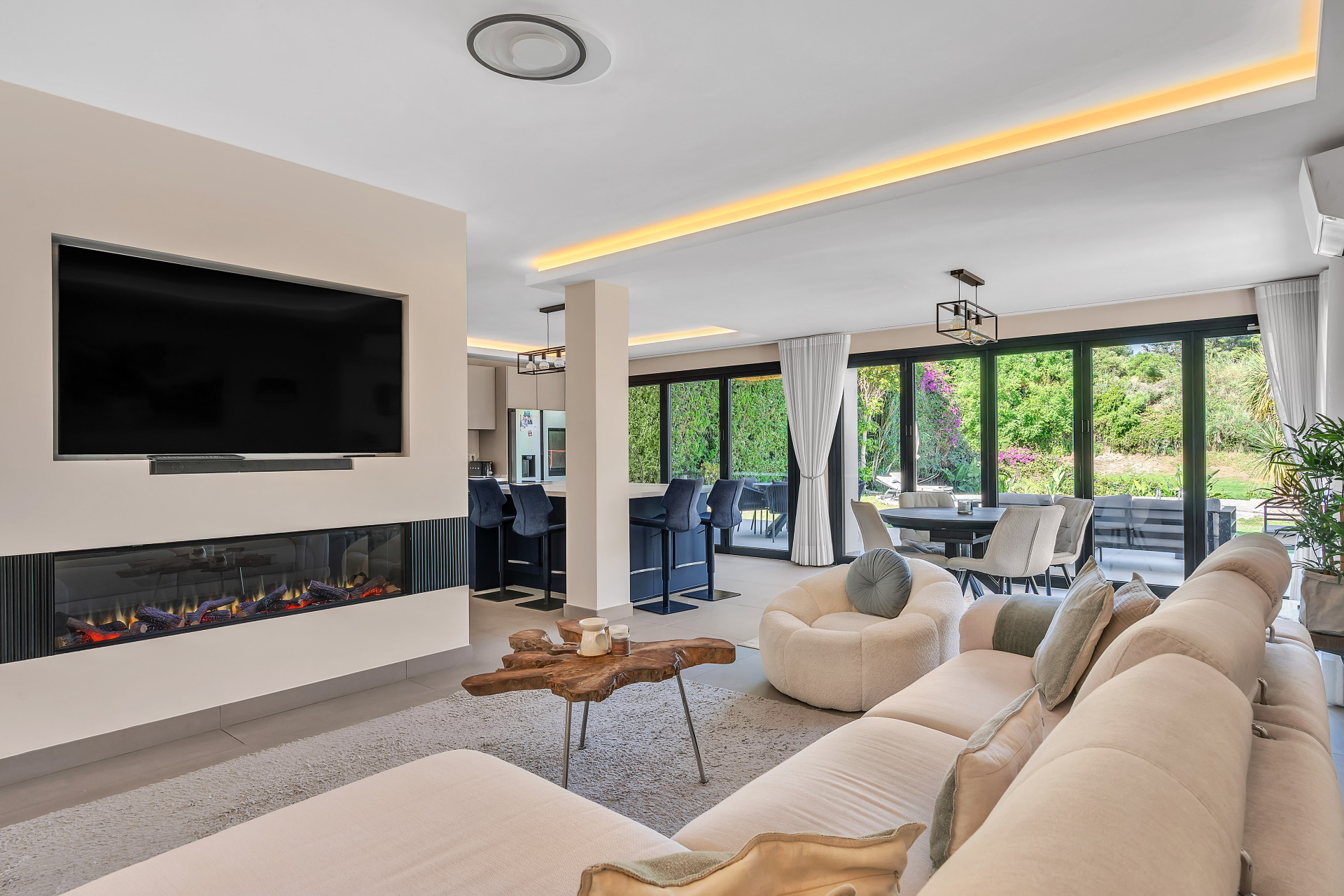 Casa de 4 Dormitorios en venta en Guadalmina Alta, San Pedro de Alcántara