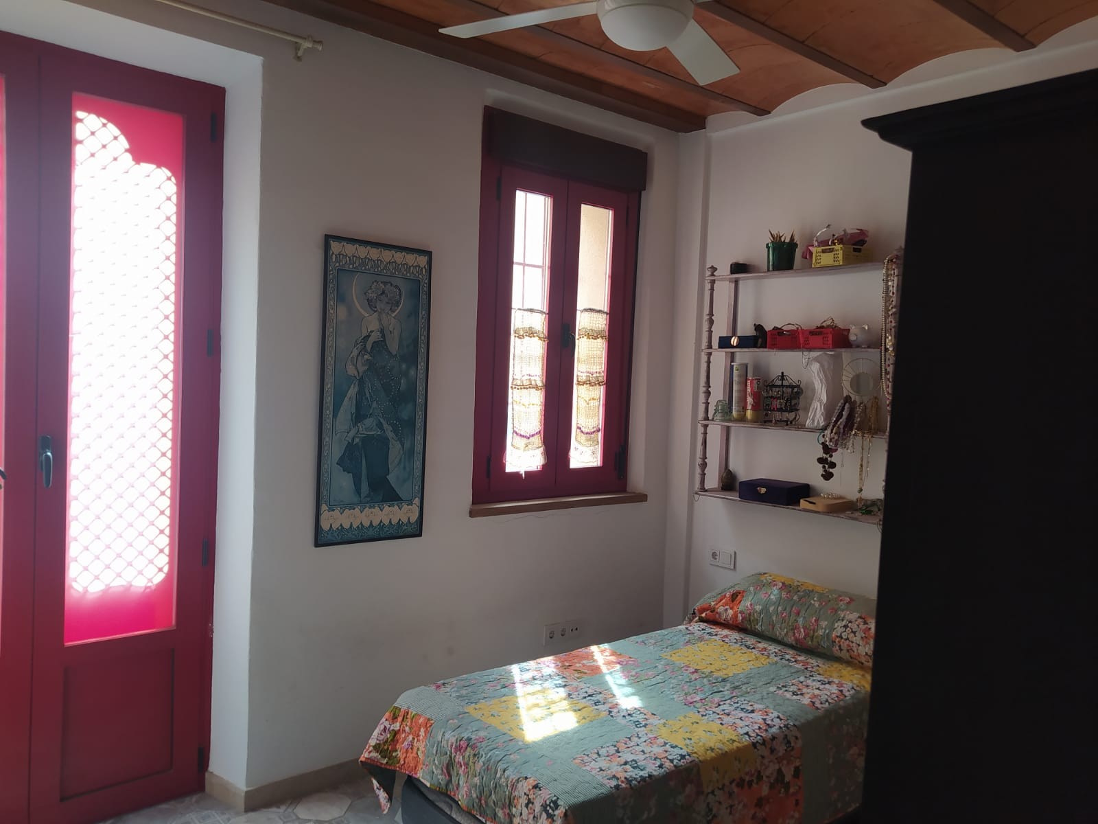 3 Bed, 2 Bath - Townhouse for Sale in Almeria