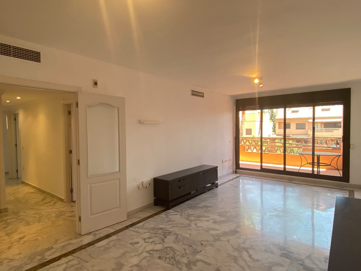 2 Bed - Apartment for Sale in Marbella Golden Mile