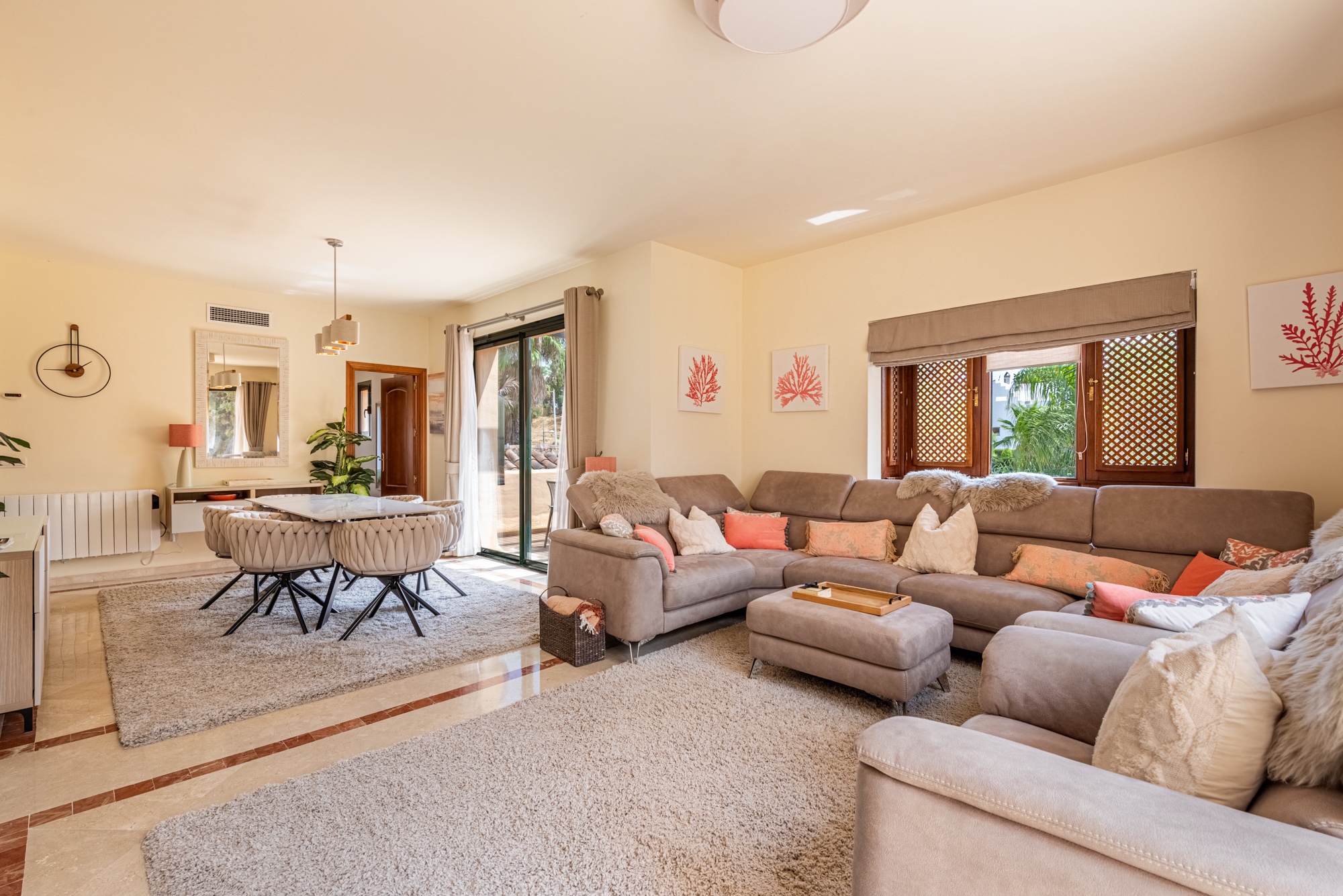 3 Bed, 3 Bath - Penthouse for Sale in Estepona