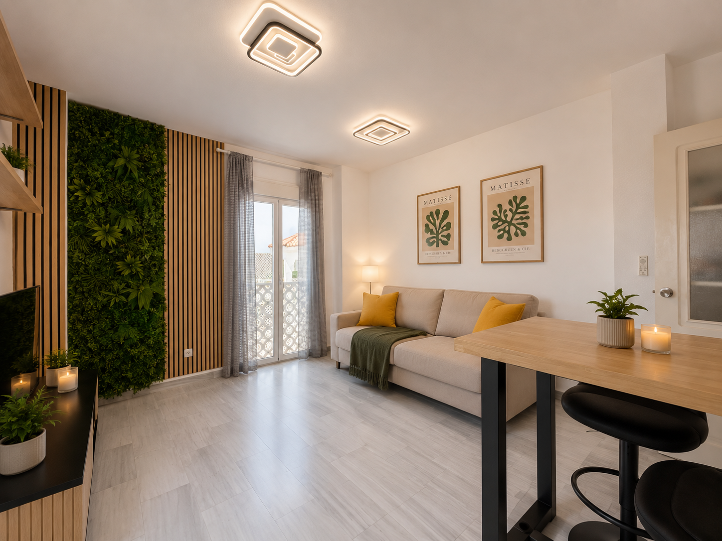 2 Bed, 1 Bath - Apartment for Sale in Torremolinos