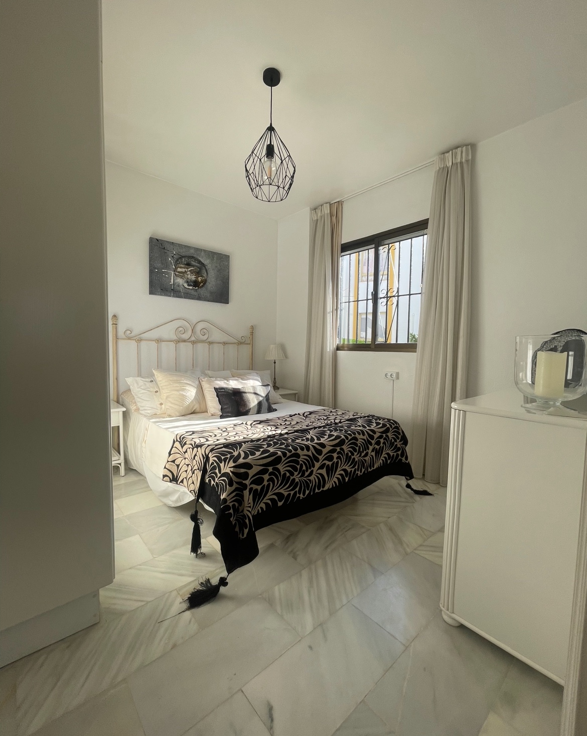 Piso de 2 Dormitorios y 1 Baño en venta en Riviera del Sol, Mijas