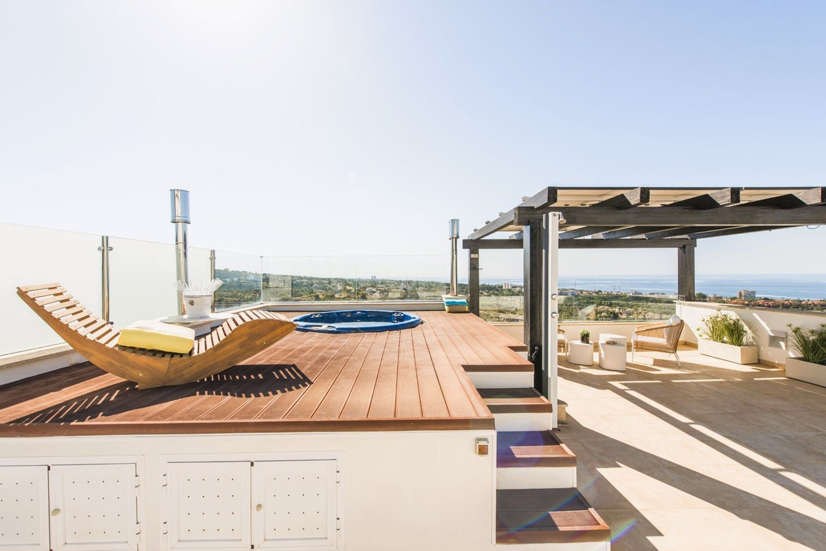 3 кровать Пентхаус для продажи в Los Monteros, Marbella