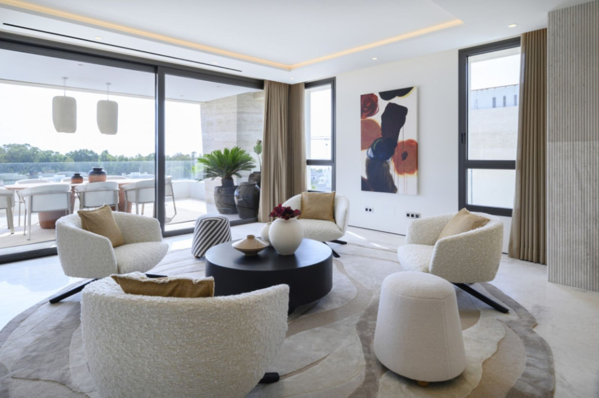 4 Bed - Penthouse for Sale in Marbella