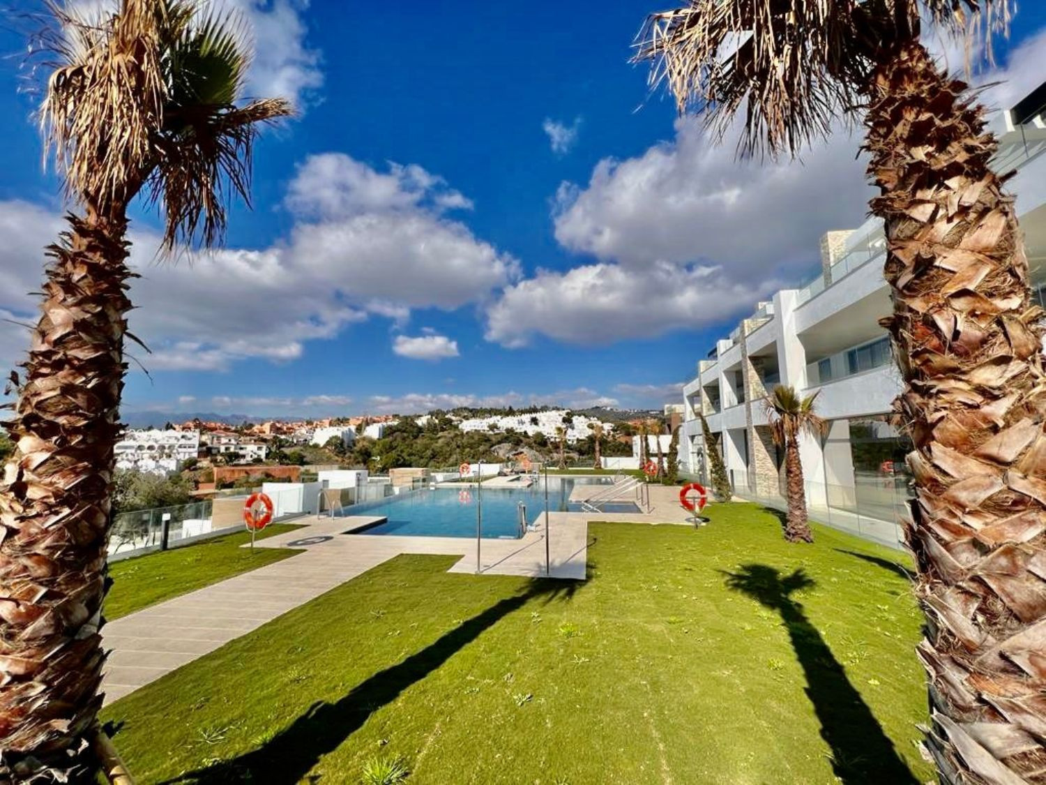 Ático de 3 Dormitorios en venta en Cabopino, Marbella