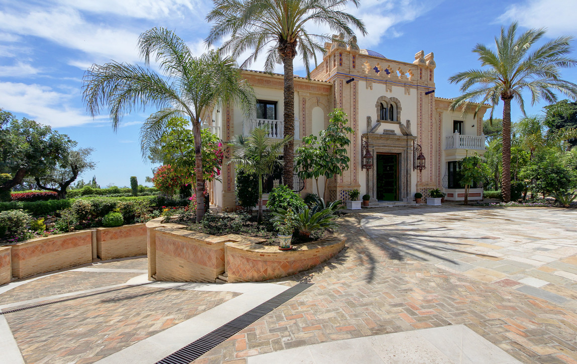 Casa de 6 Dormitorios y 8 Baños en alquiler vacacional en Marbella Centro