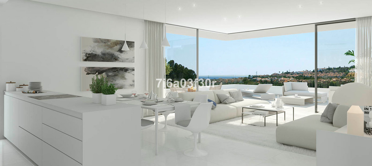 Ático de 3 Dormitorios en venta en Estepona
