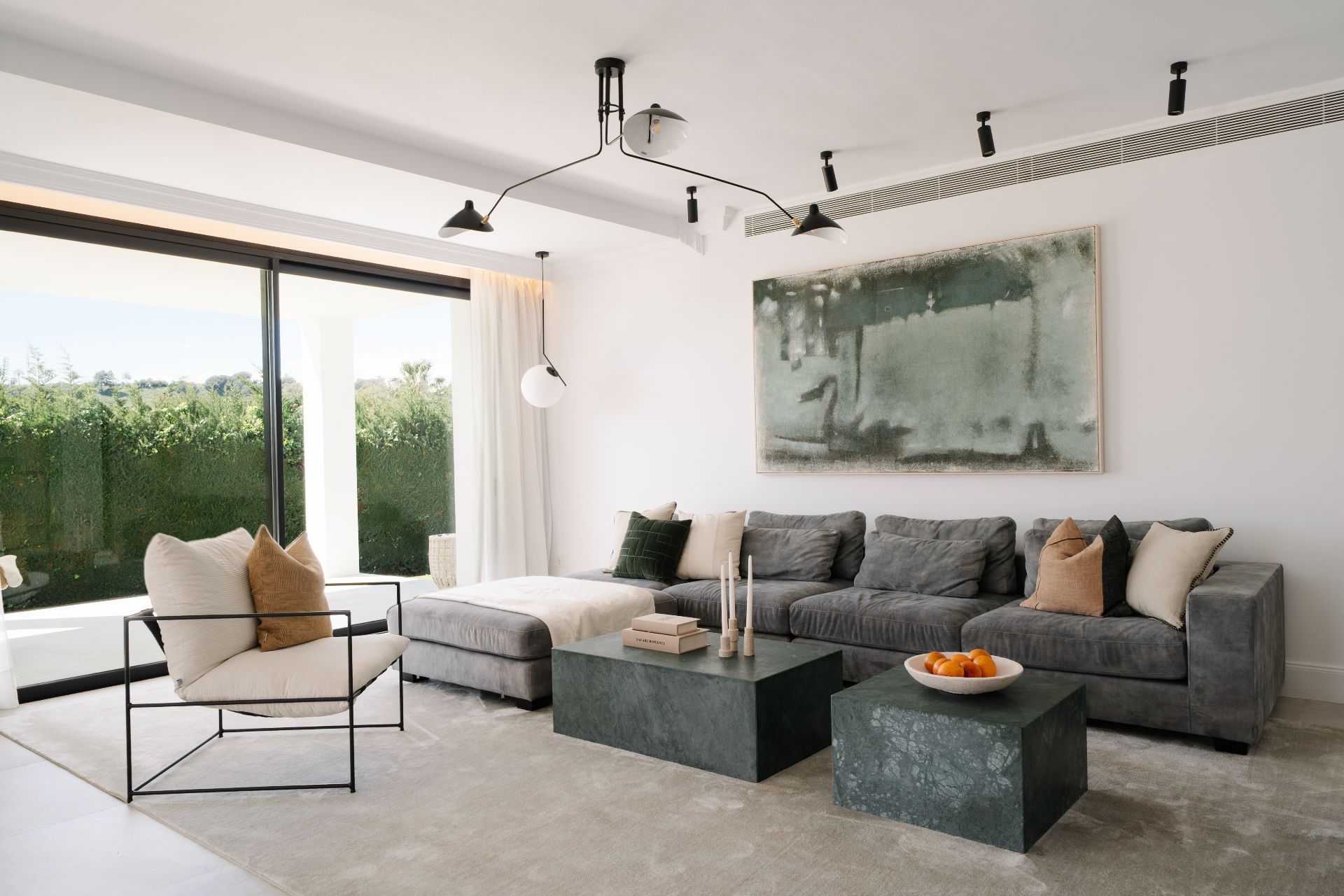 5 спални, 5 бани - Вила за продажба в Nueva Andalucia, Marbella