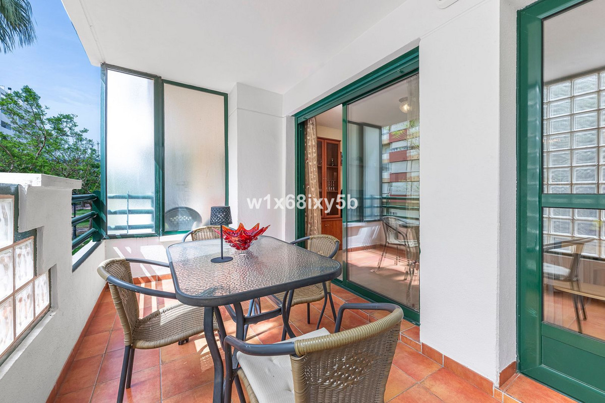 Piso de 1 Dormitorio y 1 Baño en venta en Estepona