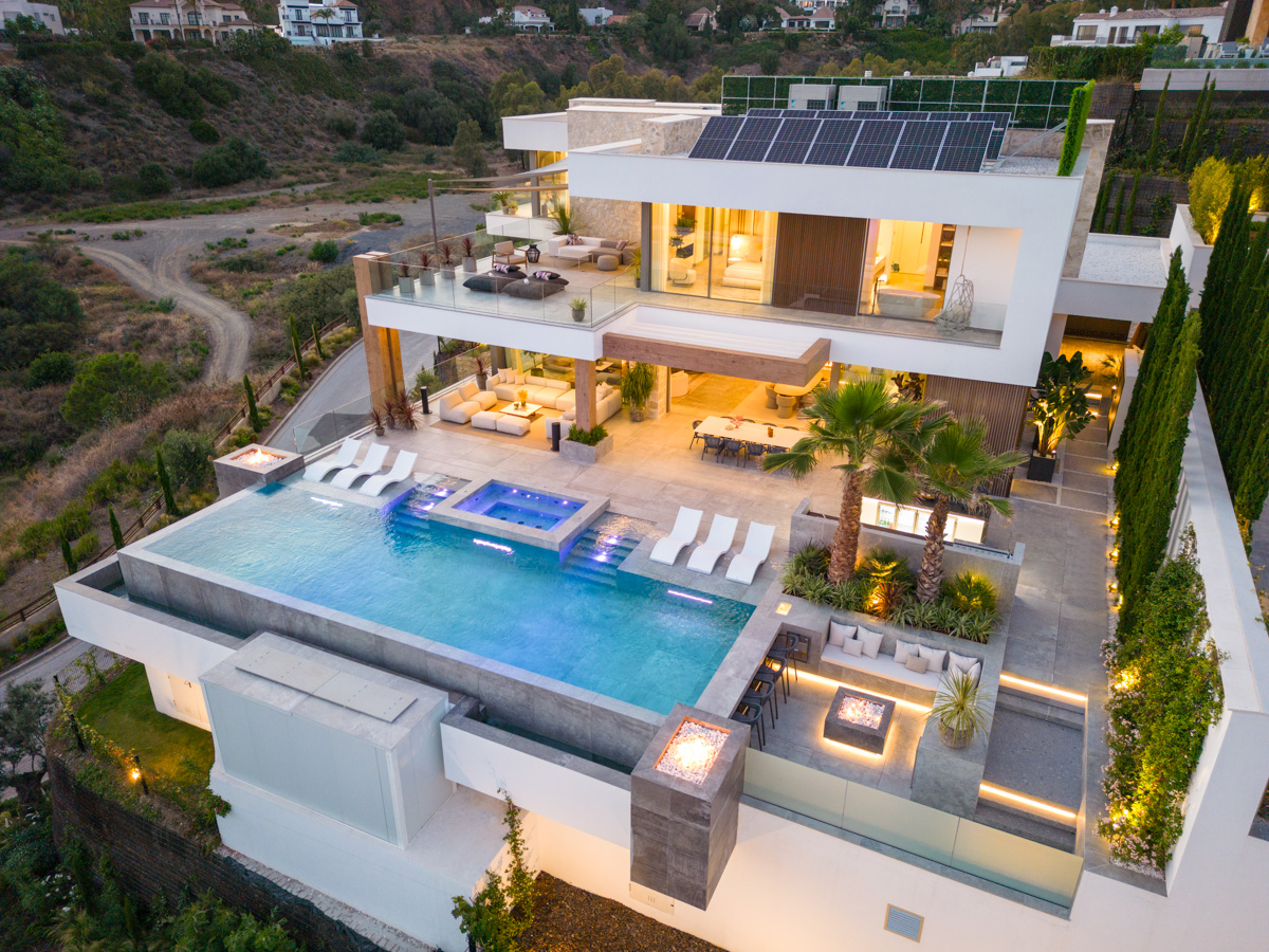 Casa de 6 Dormitorios y 7 Baños en venta en La Quinta, Benahavís