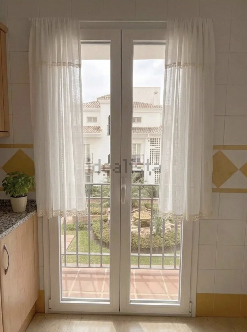 Piso de 2 Dormitorios en alquiler en San Pedro Playa, San Pedro de Alcántara